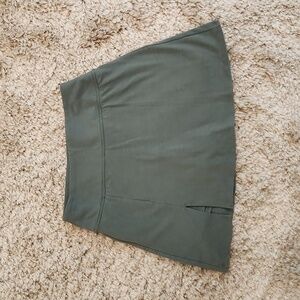 Old Navy skort, size S